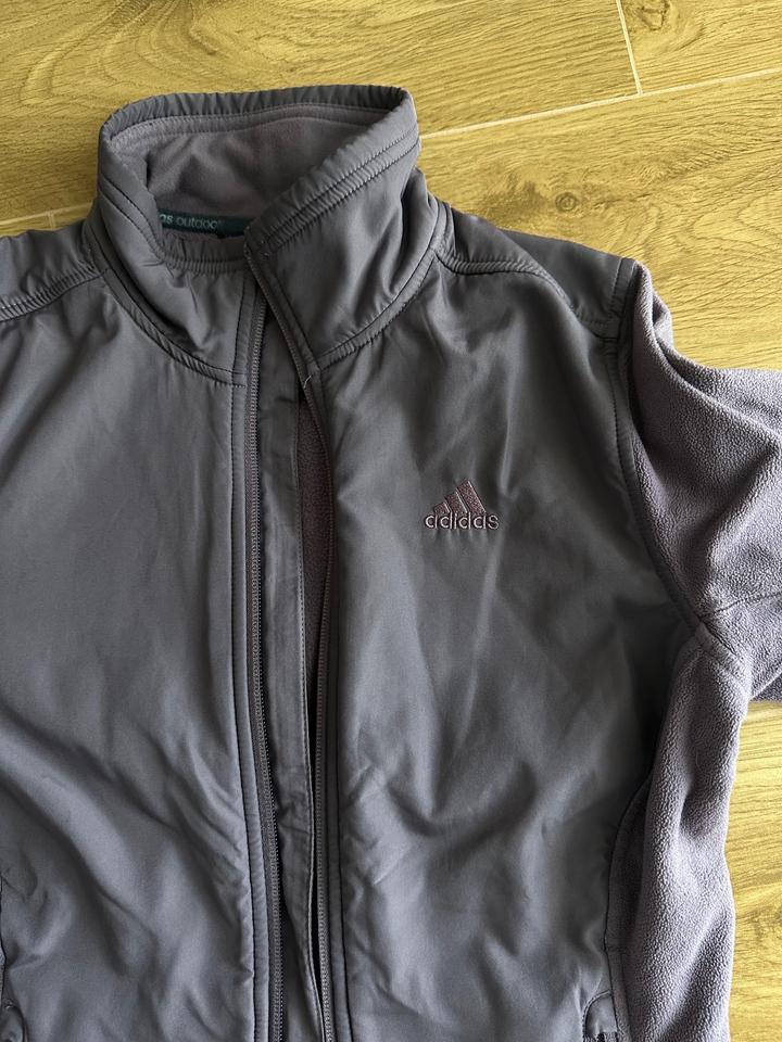 Спортивная кофта адидас