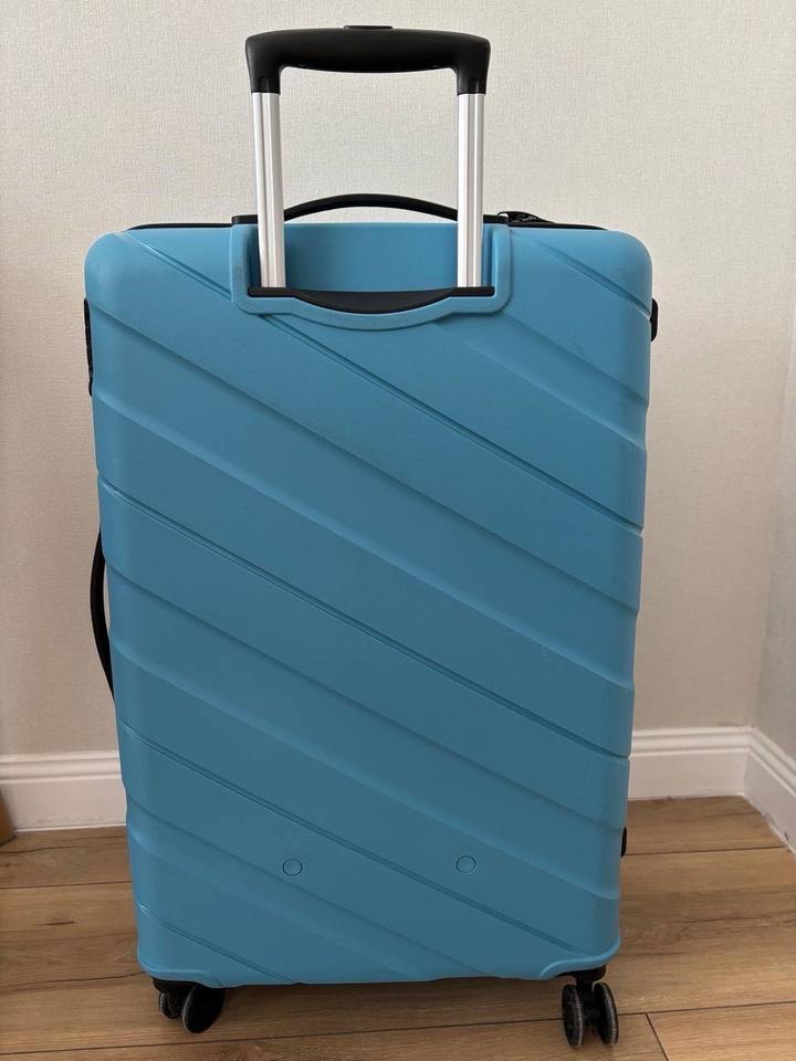 Чемодан American Tourister
