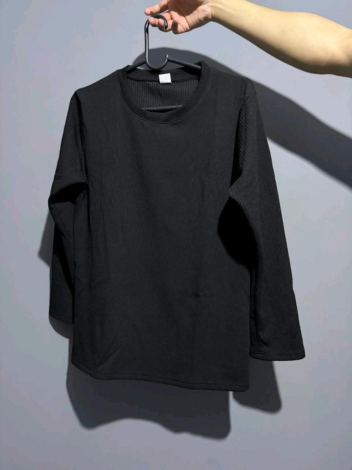 Черный лонгслив