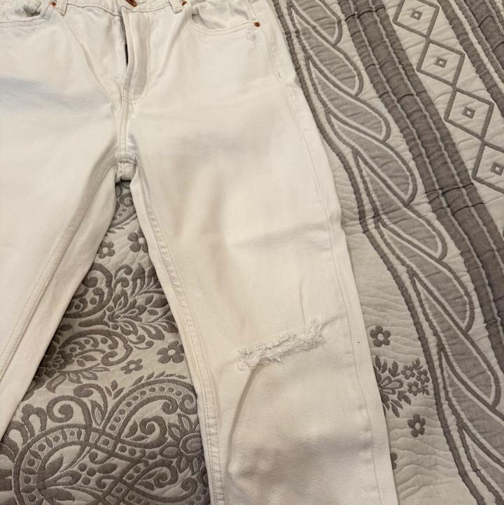 Джинсы Mom Bershka