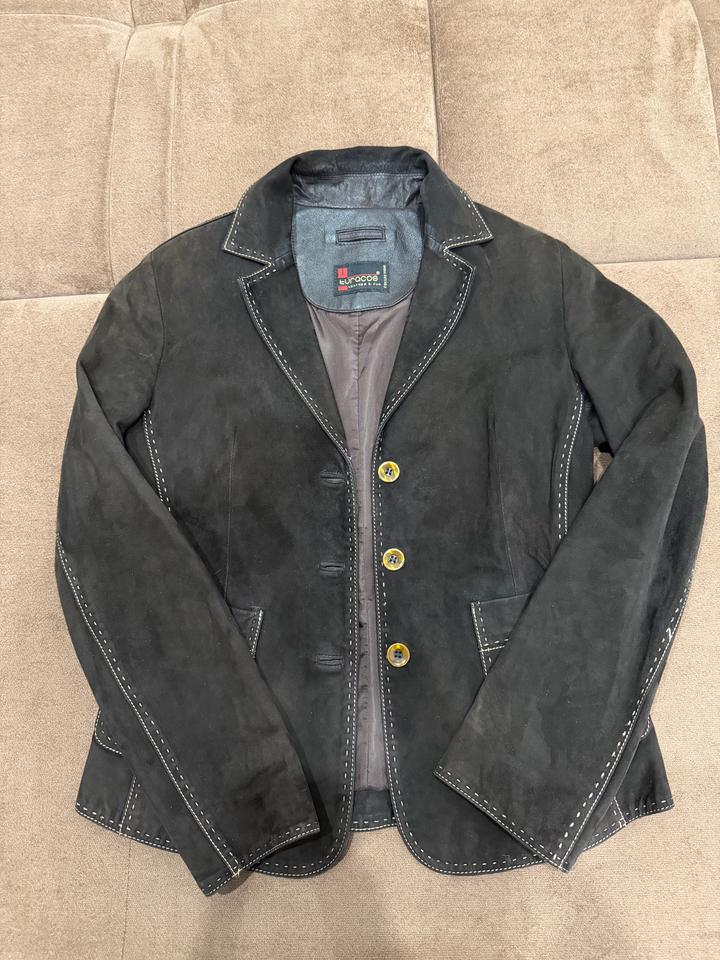 Пиджак из натуральной замши