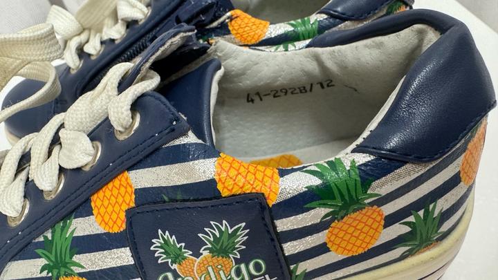 Кроссовки Indigo