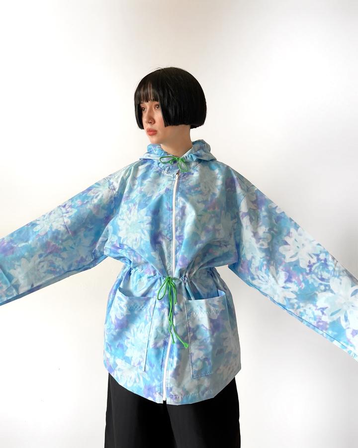 легкая винтажная ветровка