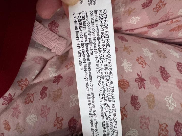 Пальто из шерсти на ребенка