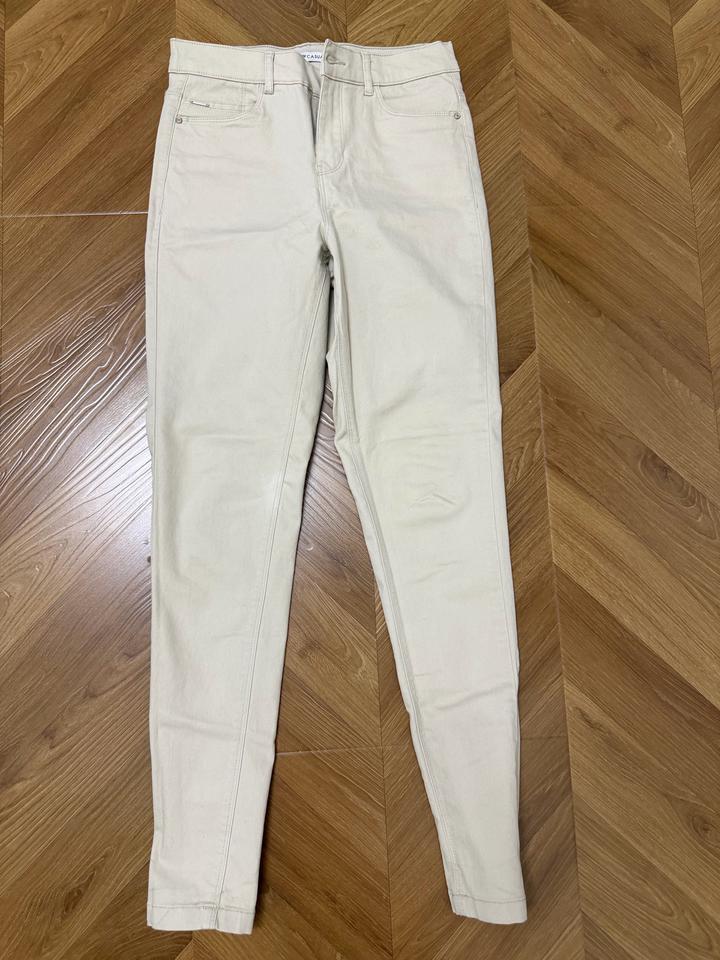 Легкие джинсы