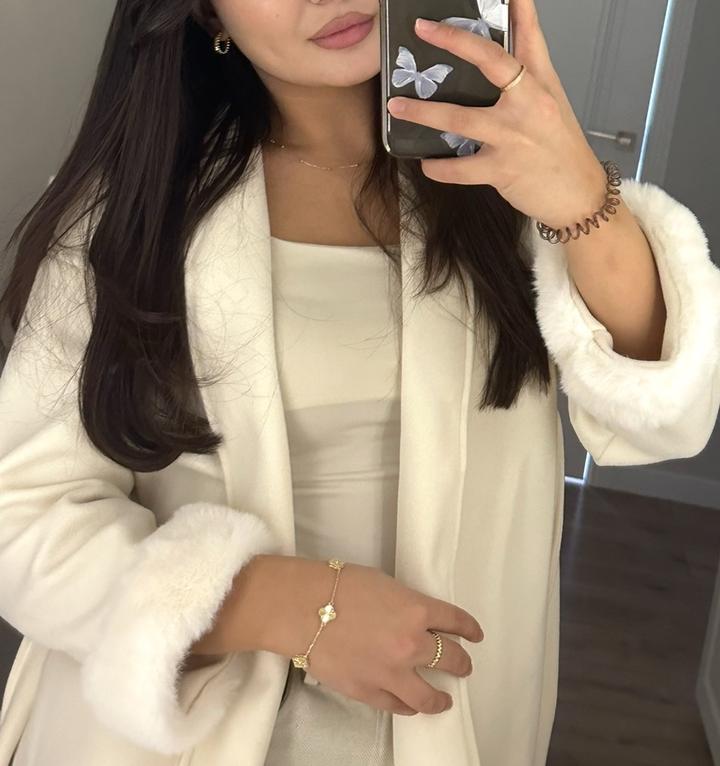 Кардиган с мехом на рукавах