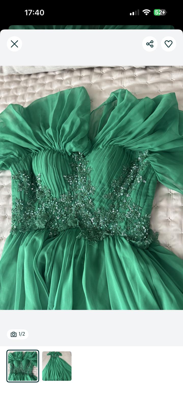 Шикарное платье от Наиля Байкучукова!)))