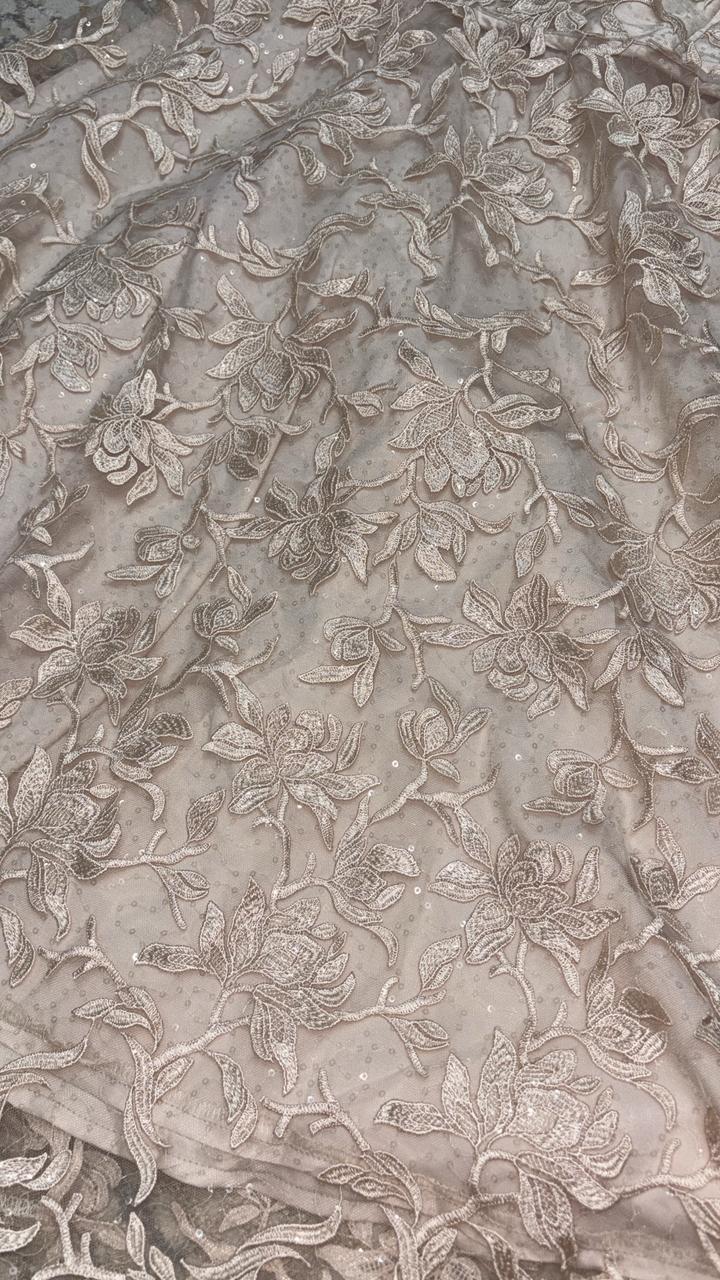Нарядное платье