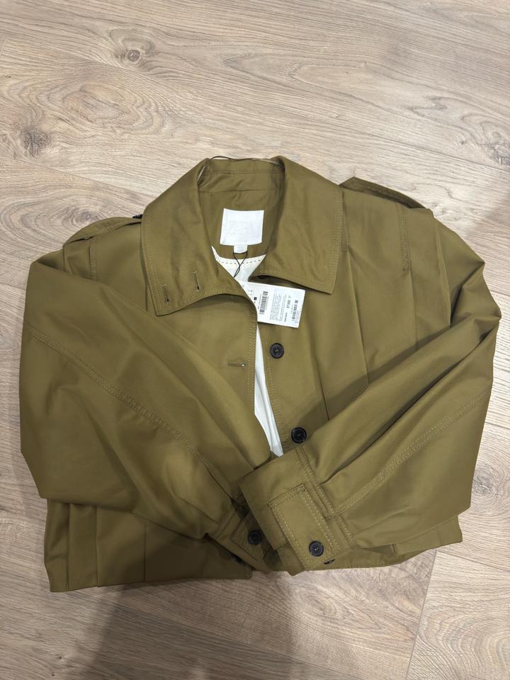Бомбер Zara
