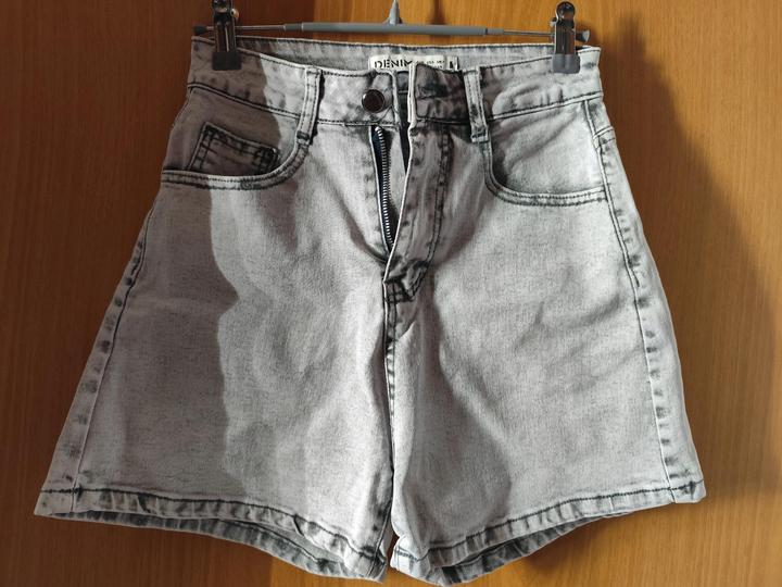 Шорты.Светло-серые.