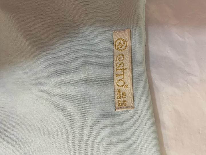 Голубое платье