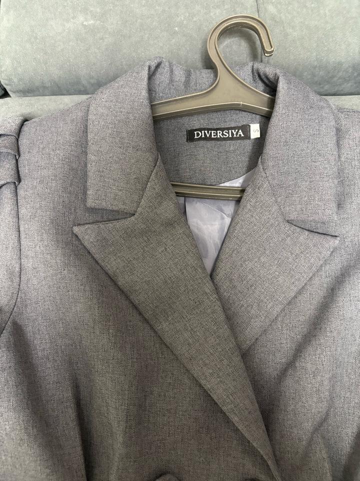 Приталенный пиджак s