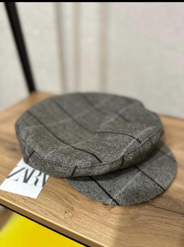 Кепи Zara