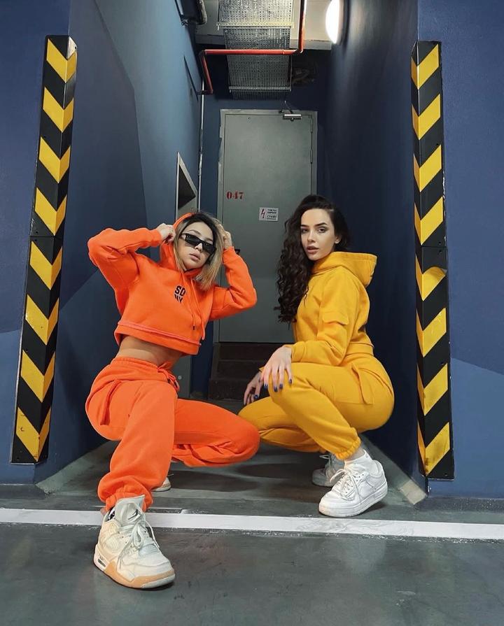 (новый) Спортивный костюм на флисе 💛