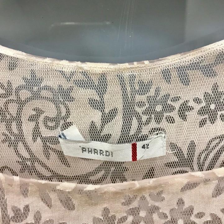 Платье пудрово-розовое