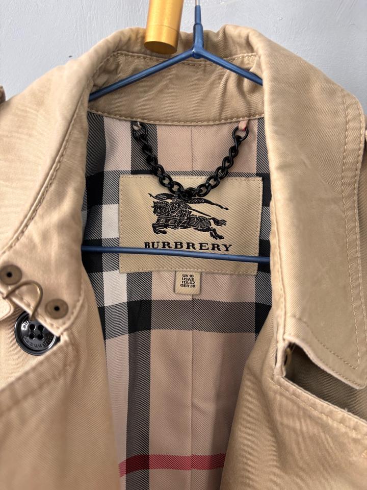 Плащ от Burberry