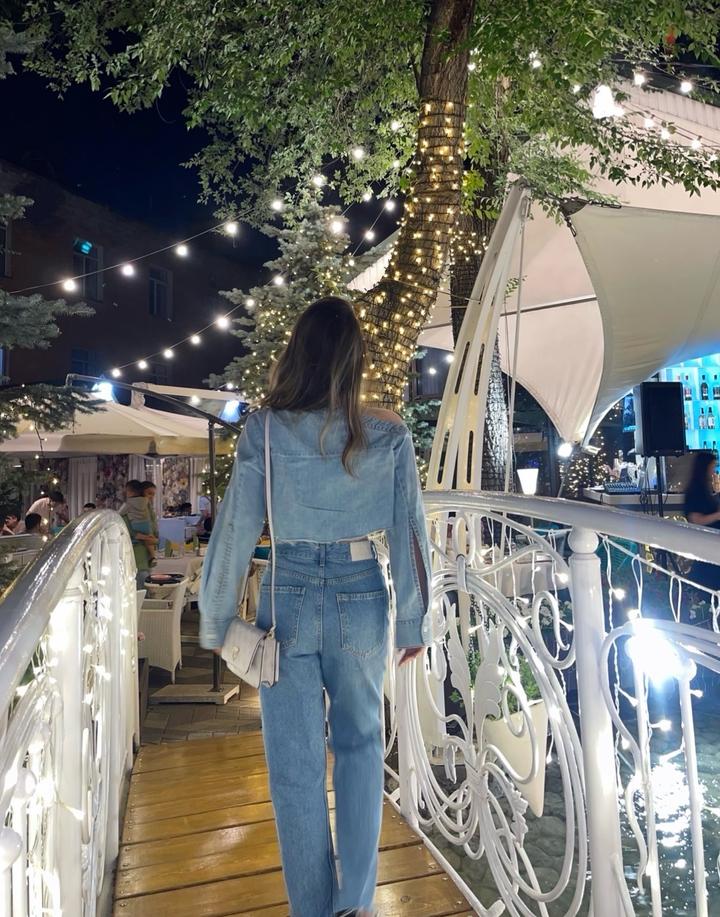 Топ Zara