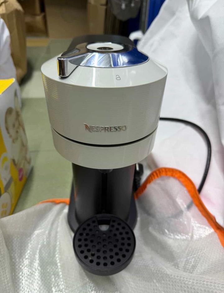 Кофемашина nespresso