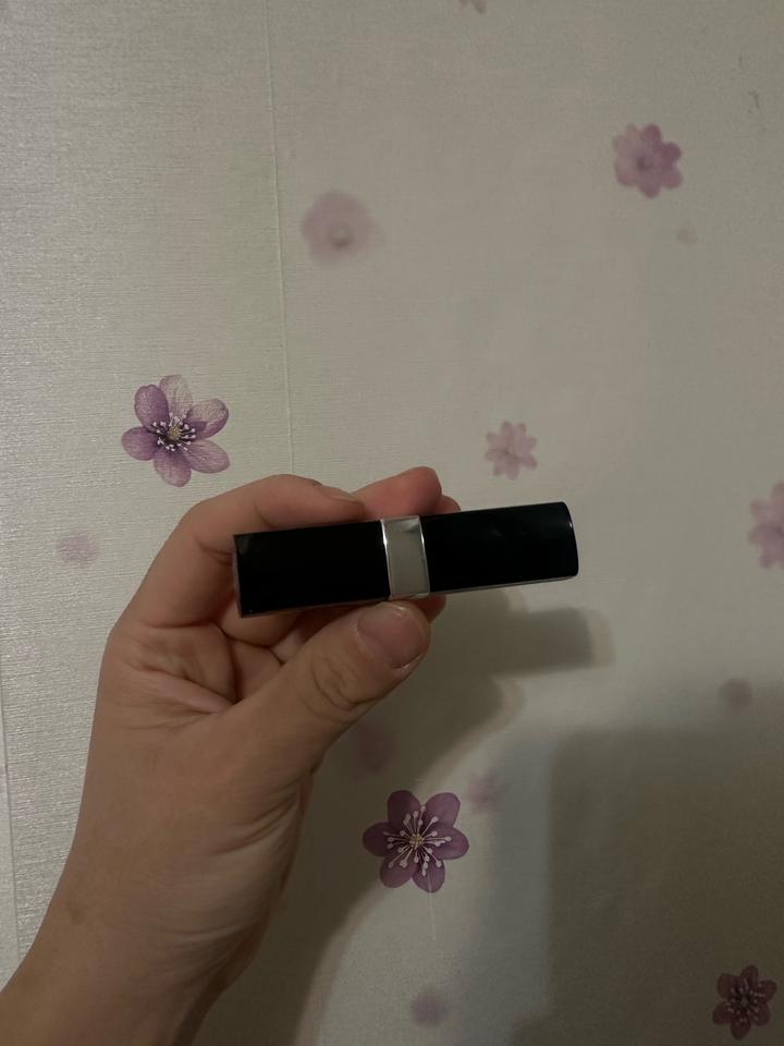 CHANEL Rouge coco bloom (114 glow)