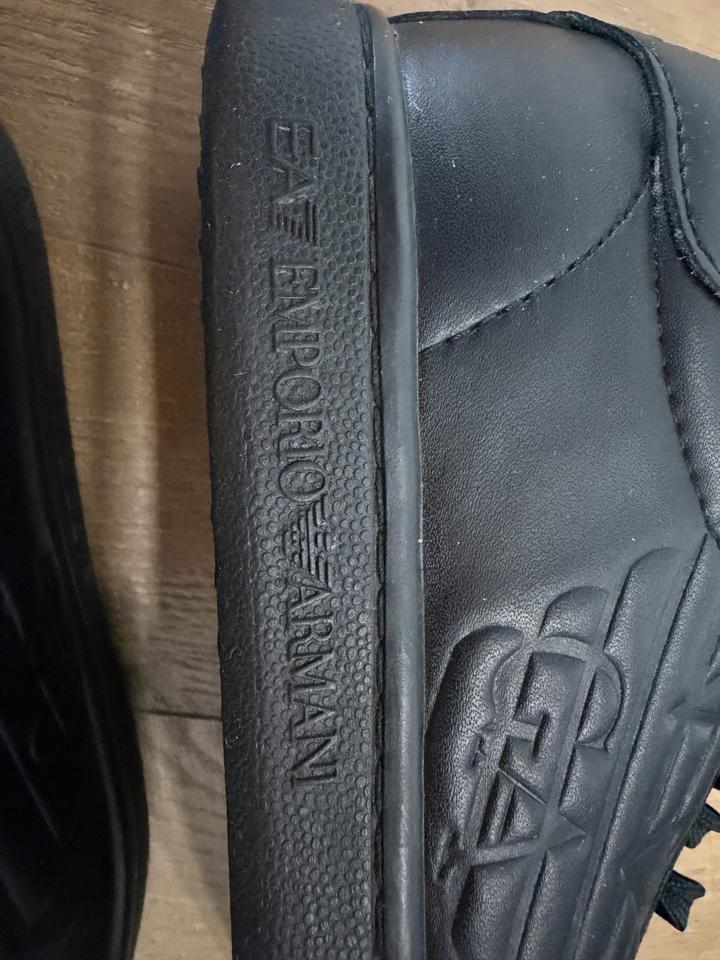 Кожаные кеды Emporio Armani