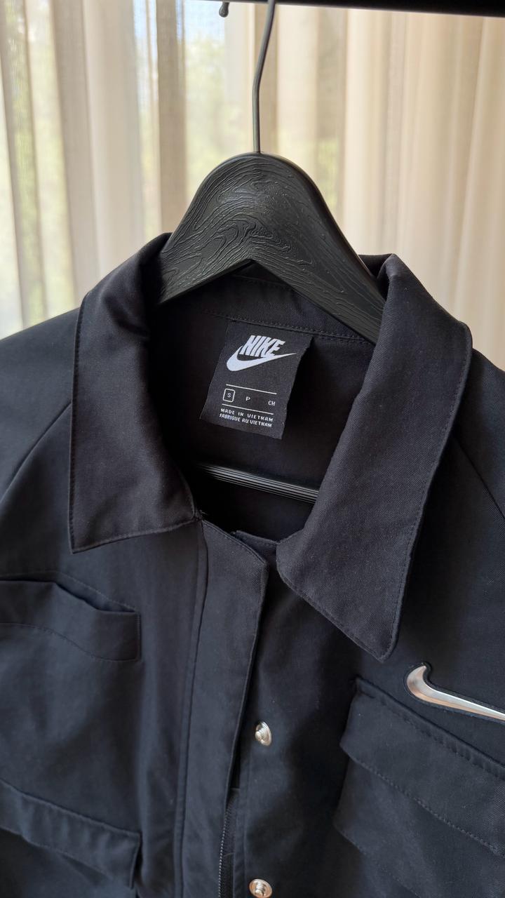 Ветровка Nike
