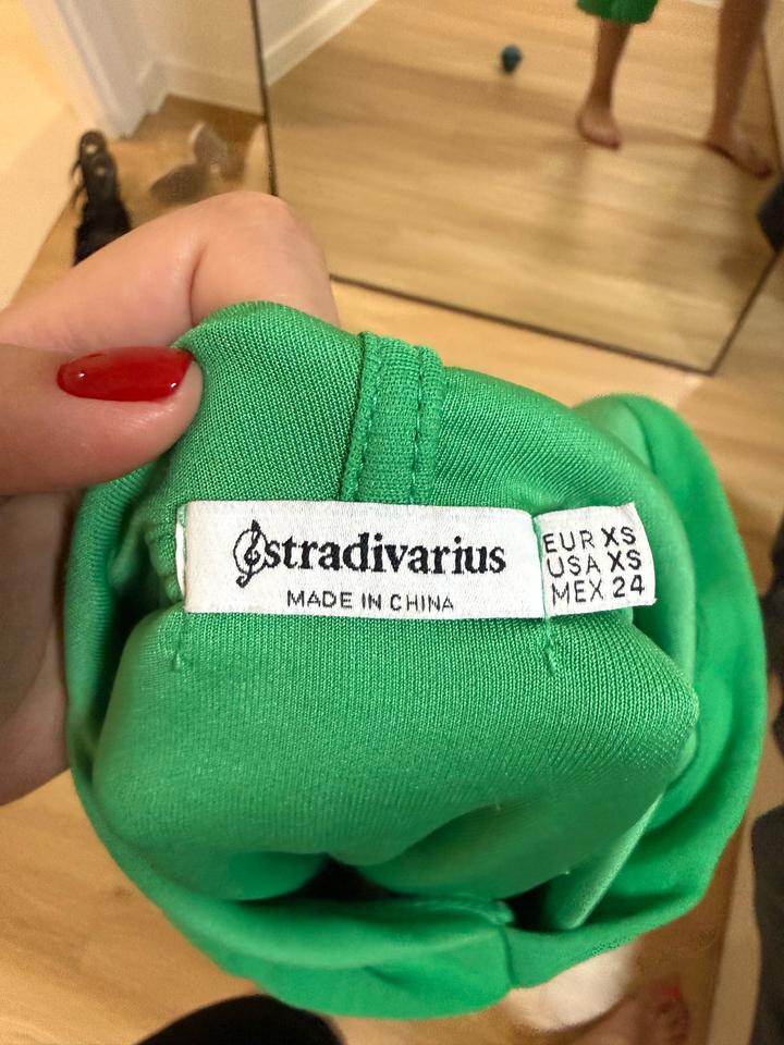 Худи Stradivarius