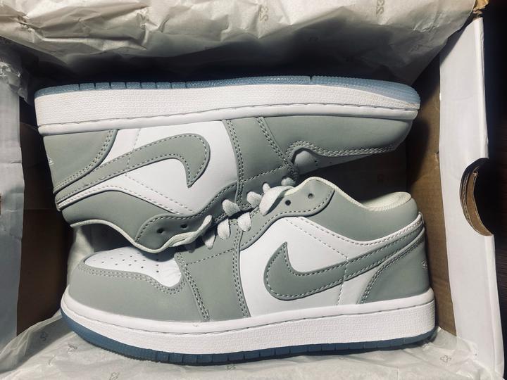 Nike Air Jordan 1 Low DC0774-105