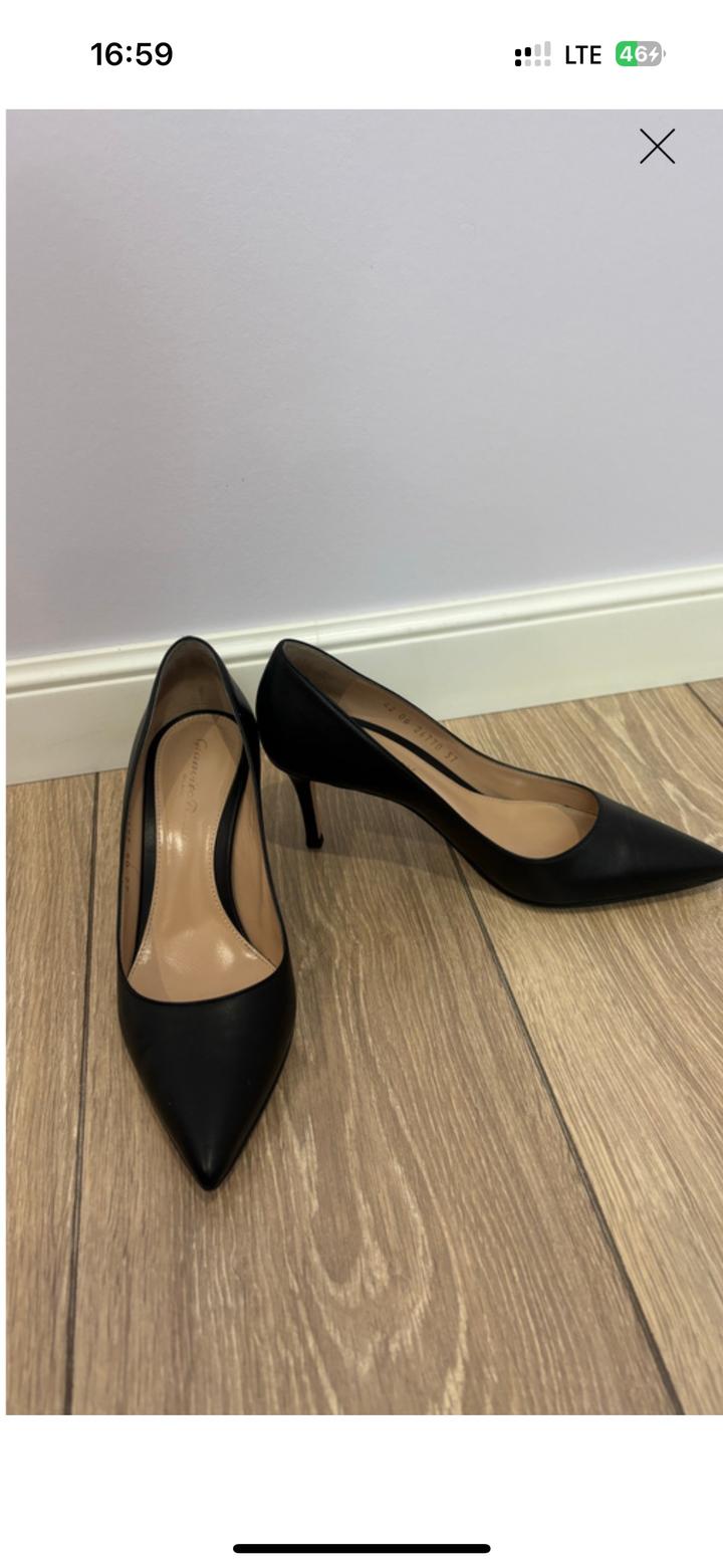 Черные кожаные туфли лодочки