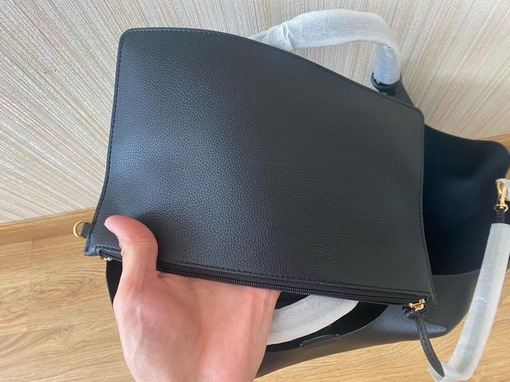 Сумка от DKNY