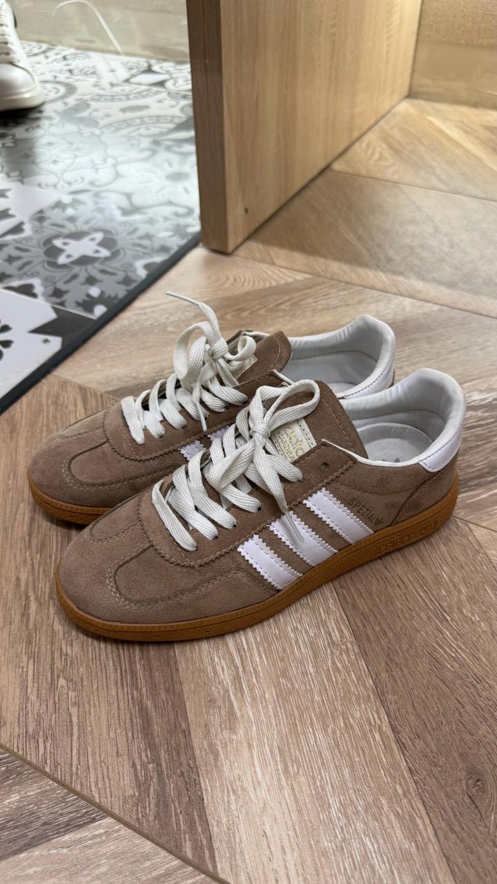 Коричневые Adidas