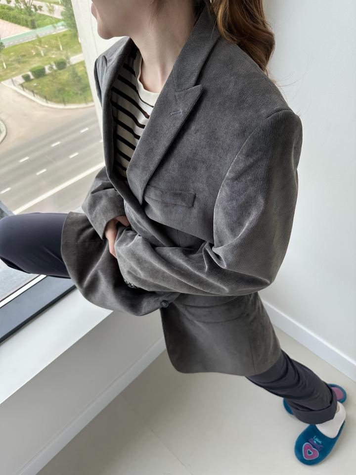 Calvin Klein серый пиджак