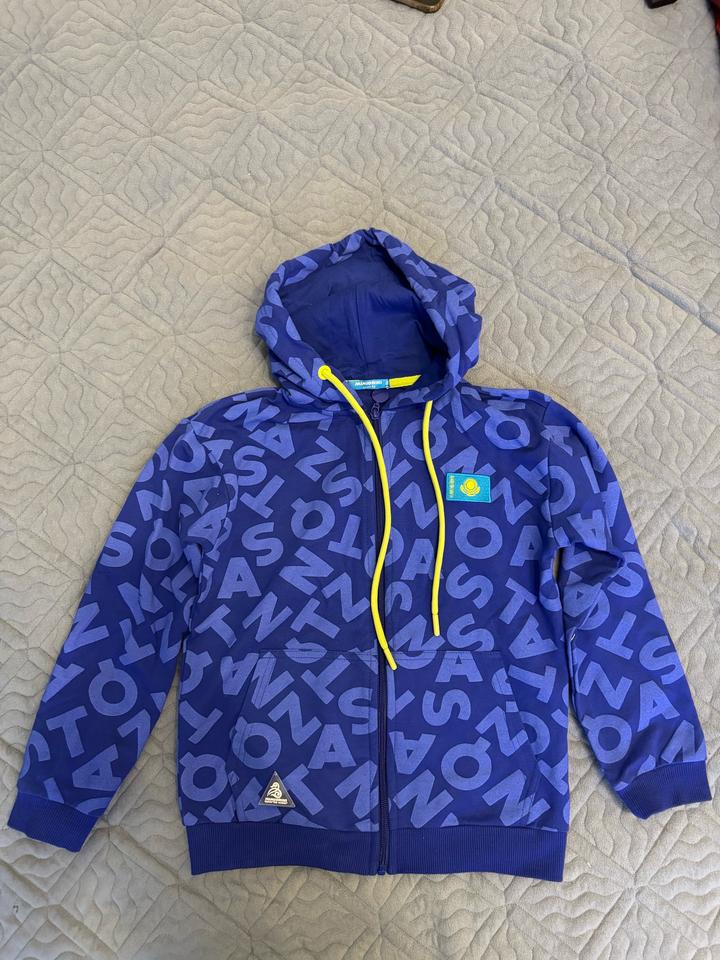 Продам кофту