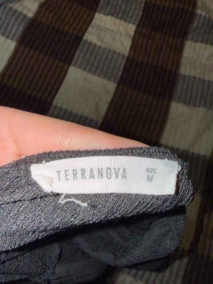 Черный платье