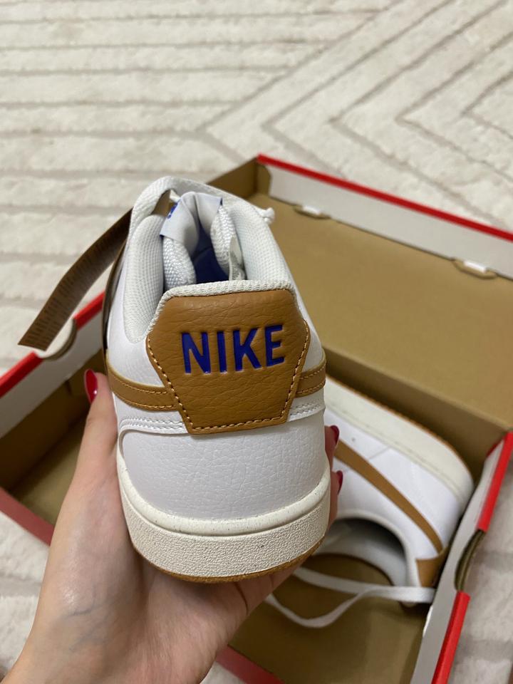 Кроссовки от Nike