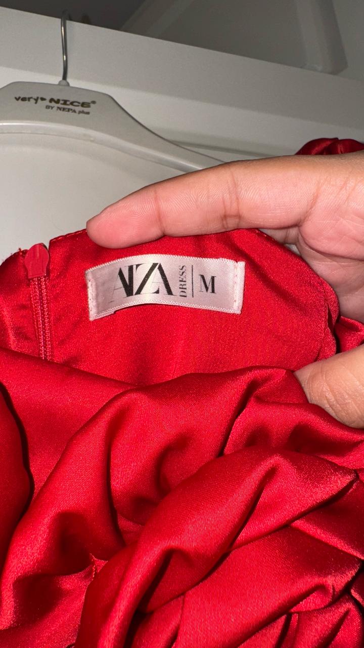 Роскошное вечернее платье в насыщенном красном оттенке ❤️Покупала в omir collecti
