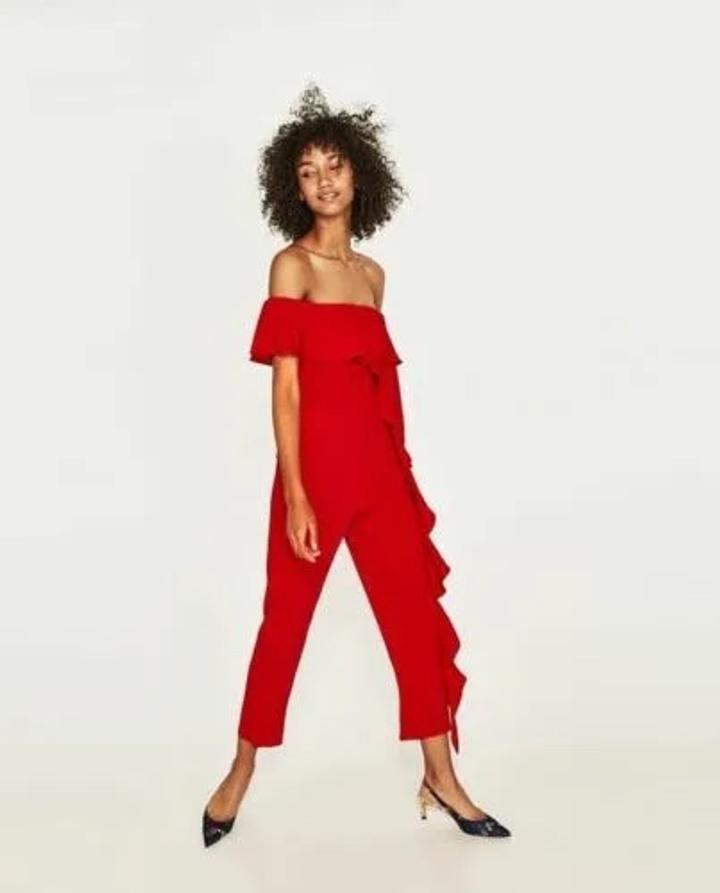 красный комбинезон Zara