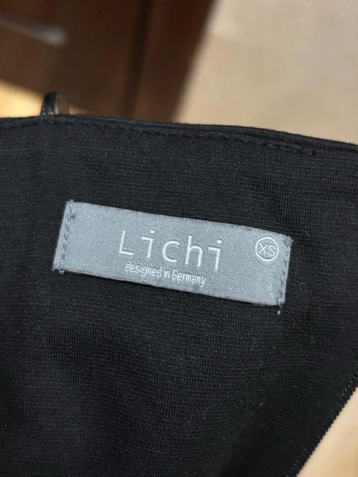 Платье черное Lichi