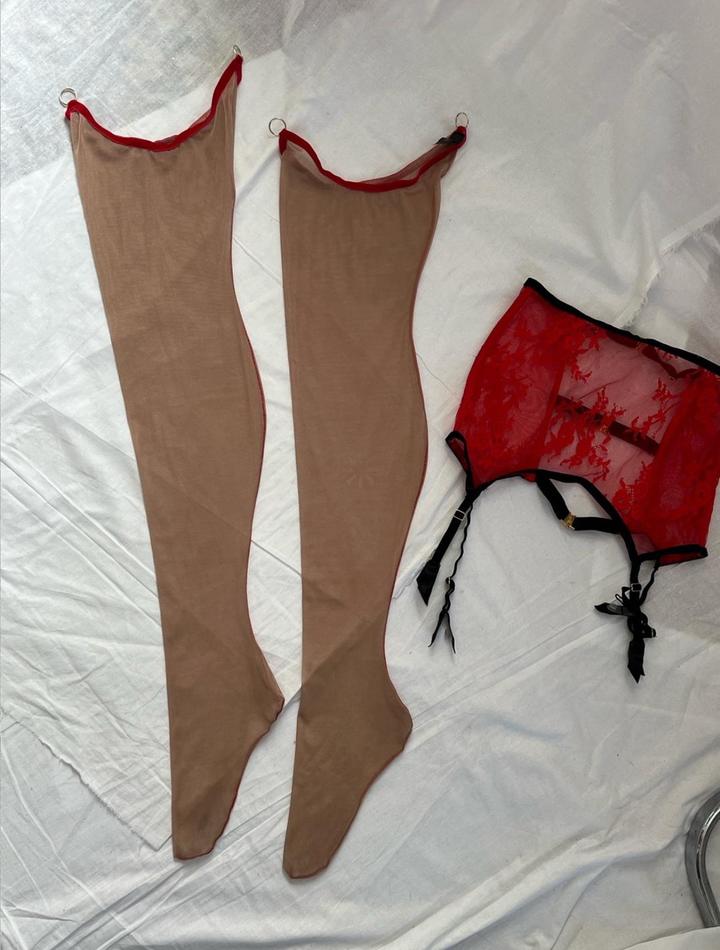 Пояс + Чулки VIPA