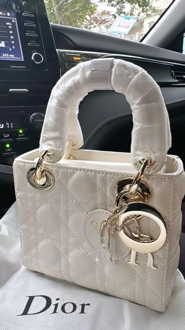 Сумки от Dior
