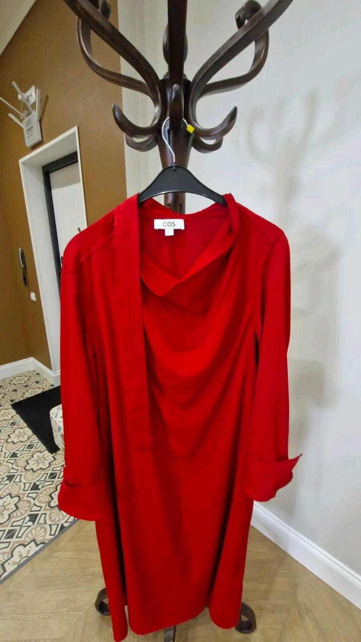 Платье красное COS