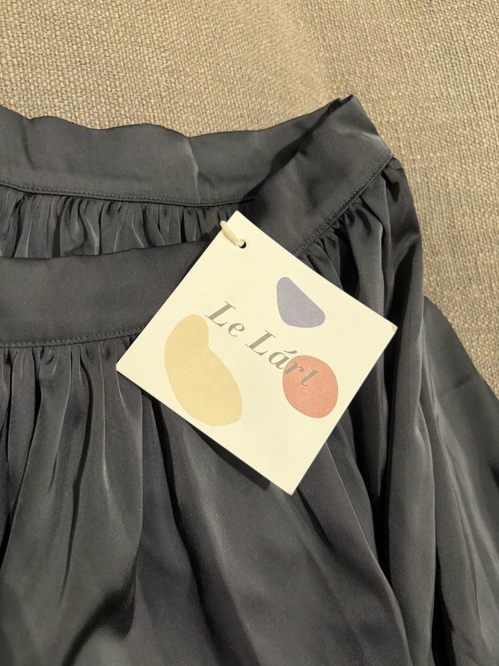 Юбка черная AKCHINA