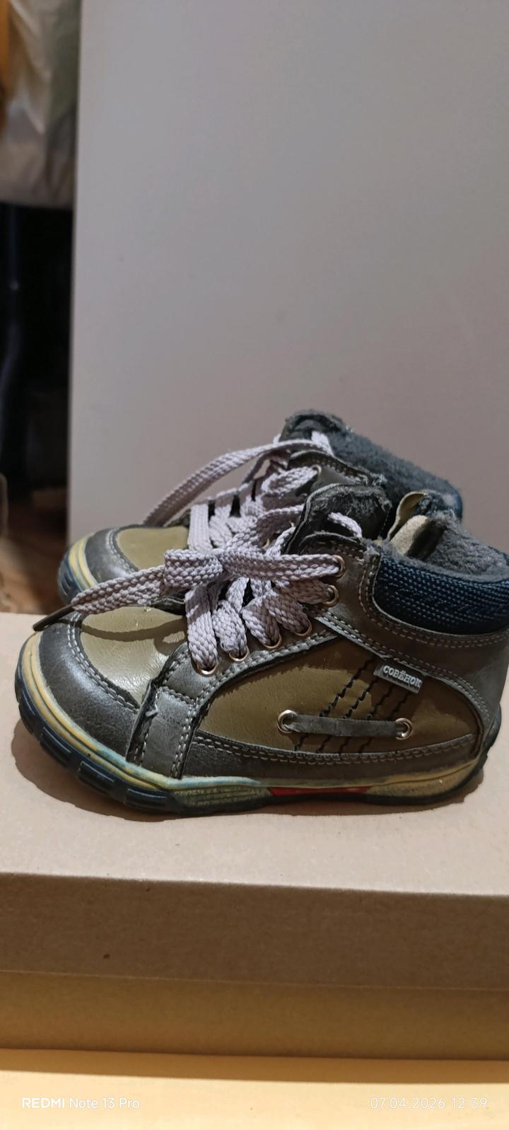 Детская обувь размер 24