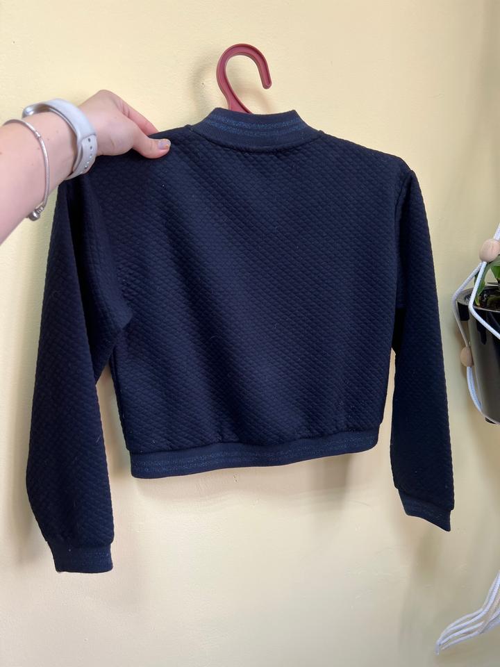 Кофта-бомбер на девочку