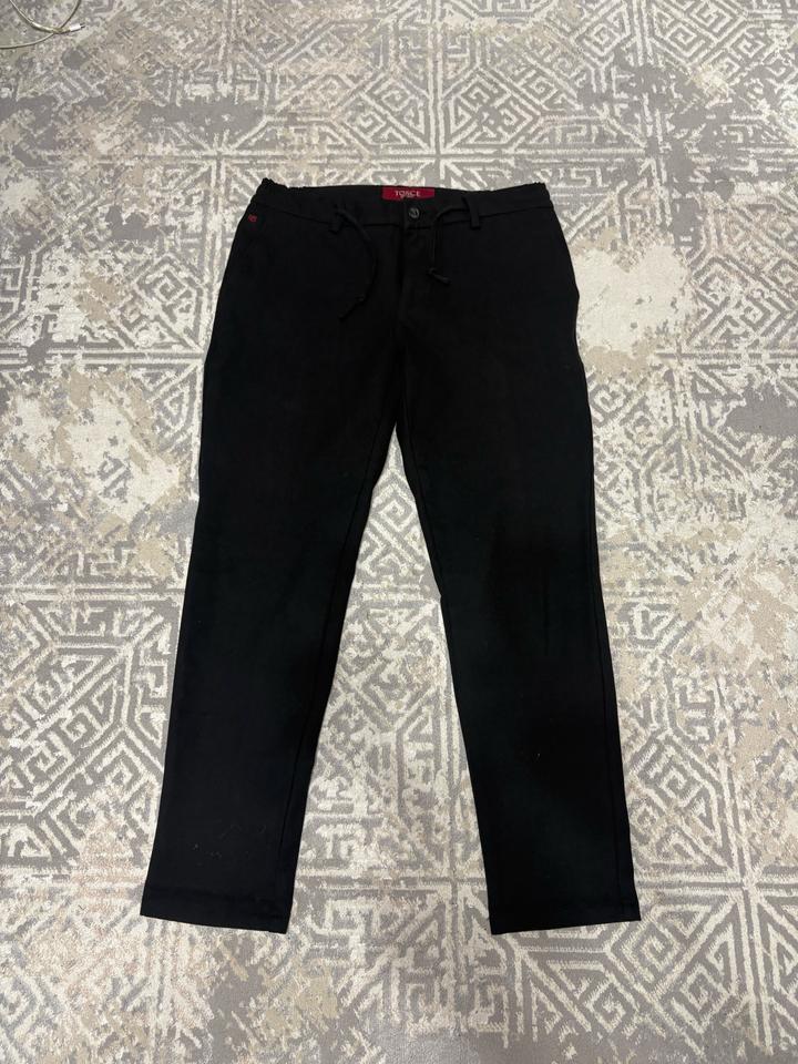 Черные tosce слаксы