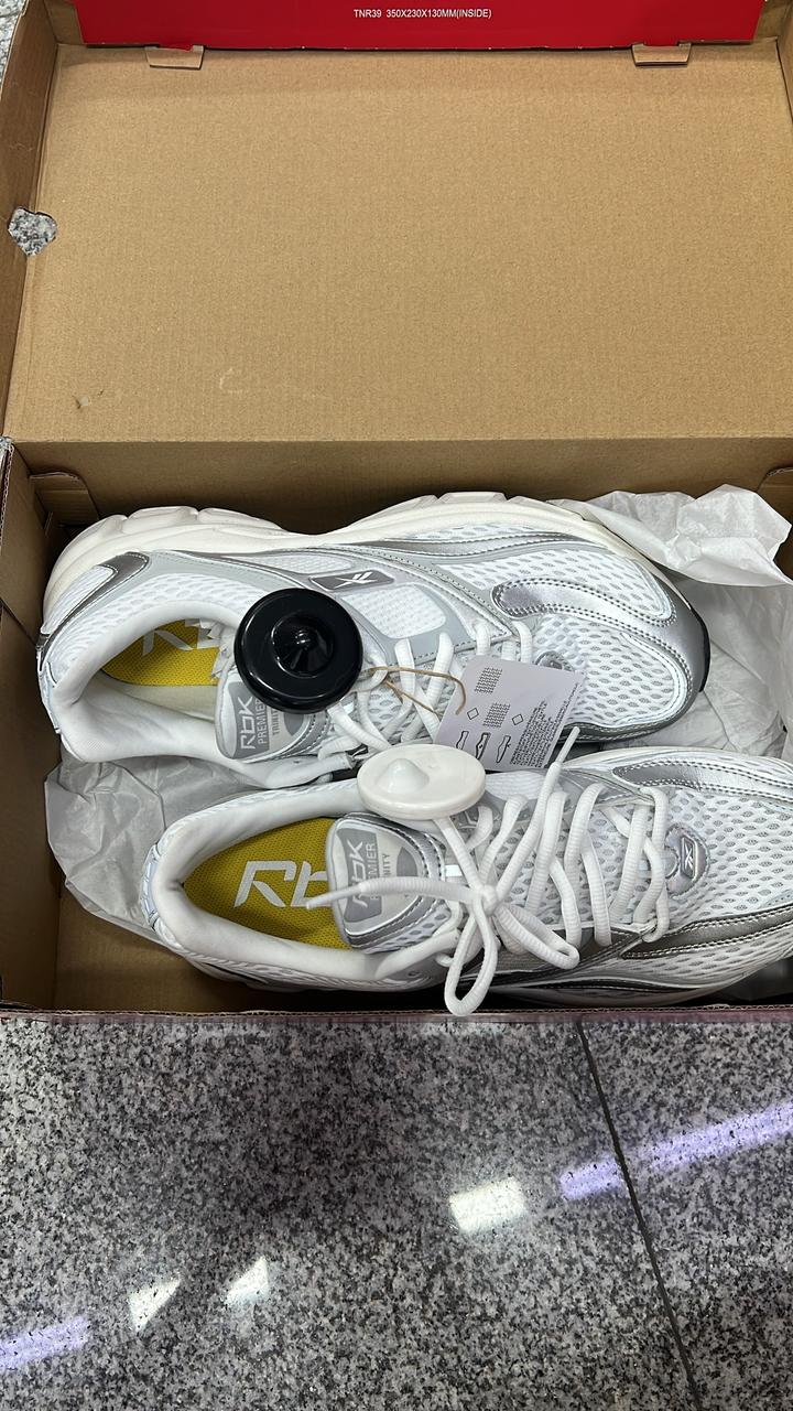 Кроссовки Reebok