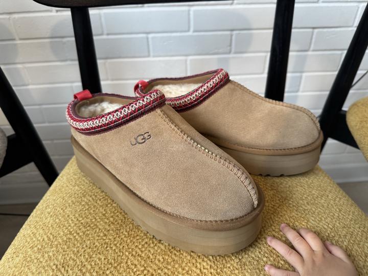 Ugg Tasman