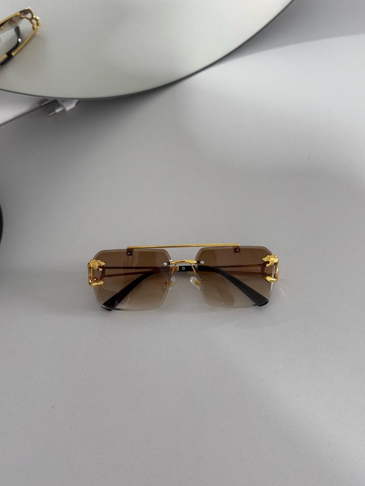 Очки солнцезащитные