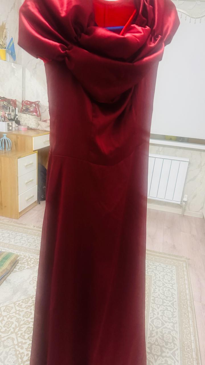 Платье вечерный
