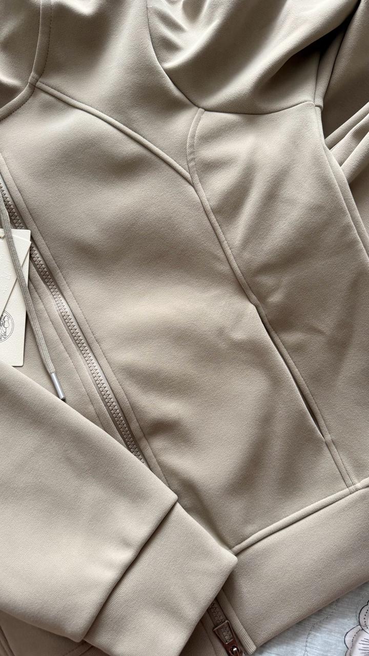 Oysho спортивный костюм