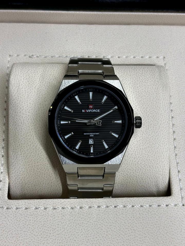 Мужские часы NAVIFORCE